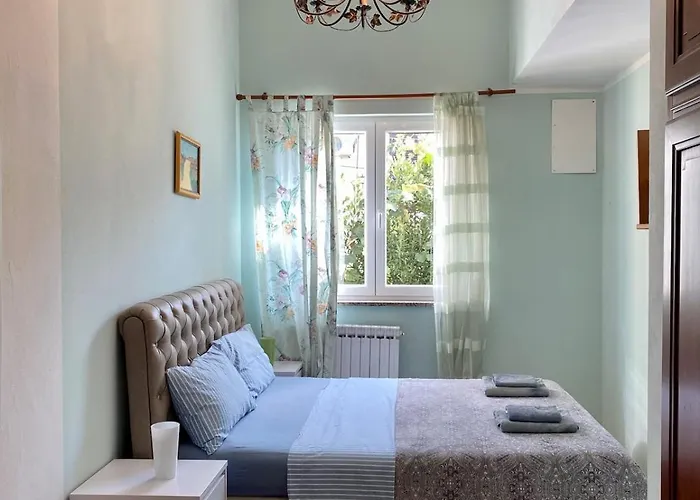 In 4 Bedroom Apartment Porec