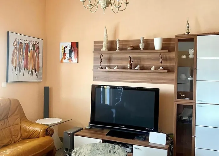 Lejlighed In 4 Bedroom Poreč